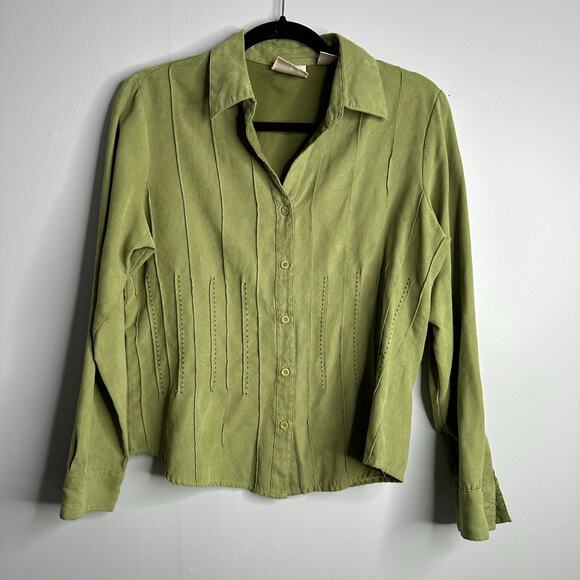 Baxter + Wells avocado green faux suede button up‎ with stitched detail - Picture 1 of 6
